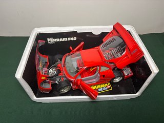 Bburago Ferrari F40 (1987) 1:18 Die-cast metal ros