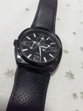 Reloj Guess Hombre 95025G1 Correa de Cuero 25cm
