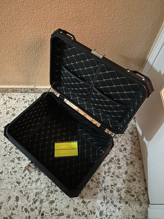 Baúl Metálico Moto 65L