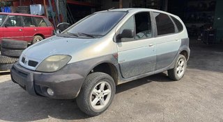 Defensa delantera renault 382767 8200221931 scenic