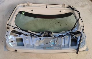 PORTON TRASERO Seat Arona (KJP)(10.2025->)
