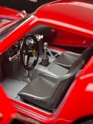 Bburago Ferrari 250 GTO 1962 1:18