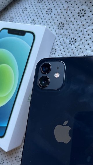 iPhone 12 mednight