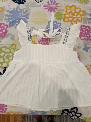 Blusa blanca bordada Talla S