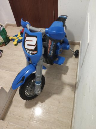 Moto de batería Feber Cross para niño