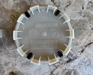Pack tapabujes BMW CS 56mm + Tapones válvula Plata