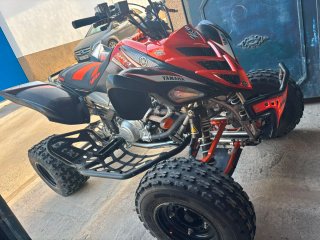 Yamaha Raptor 700 - Negro/Rojo