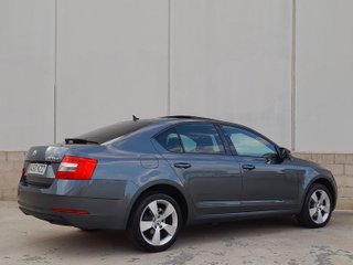 Skoda Octavia 2.0 TDI 150CV DSG STYLE  62.000km