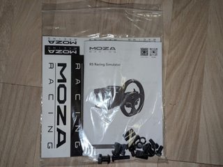 MOZA R5 Bundle DD 5,5 NM Volante Racing
