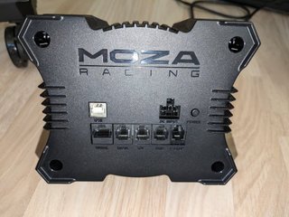 MOZA R5 Bundle DD 5,5 NM Volante Racing