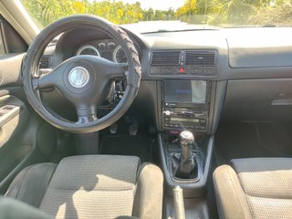 Volkswagen Golf IV 1.9 TDI 130 CV 6 velocidades