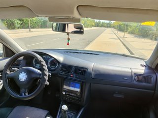 Volkswagen Golf IV 1.9 TDI 130 CV 6 velocidades