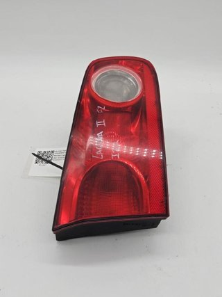 Piloto trasero renault 8200262110 laguna 3947