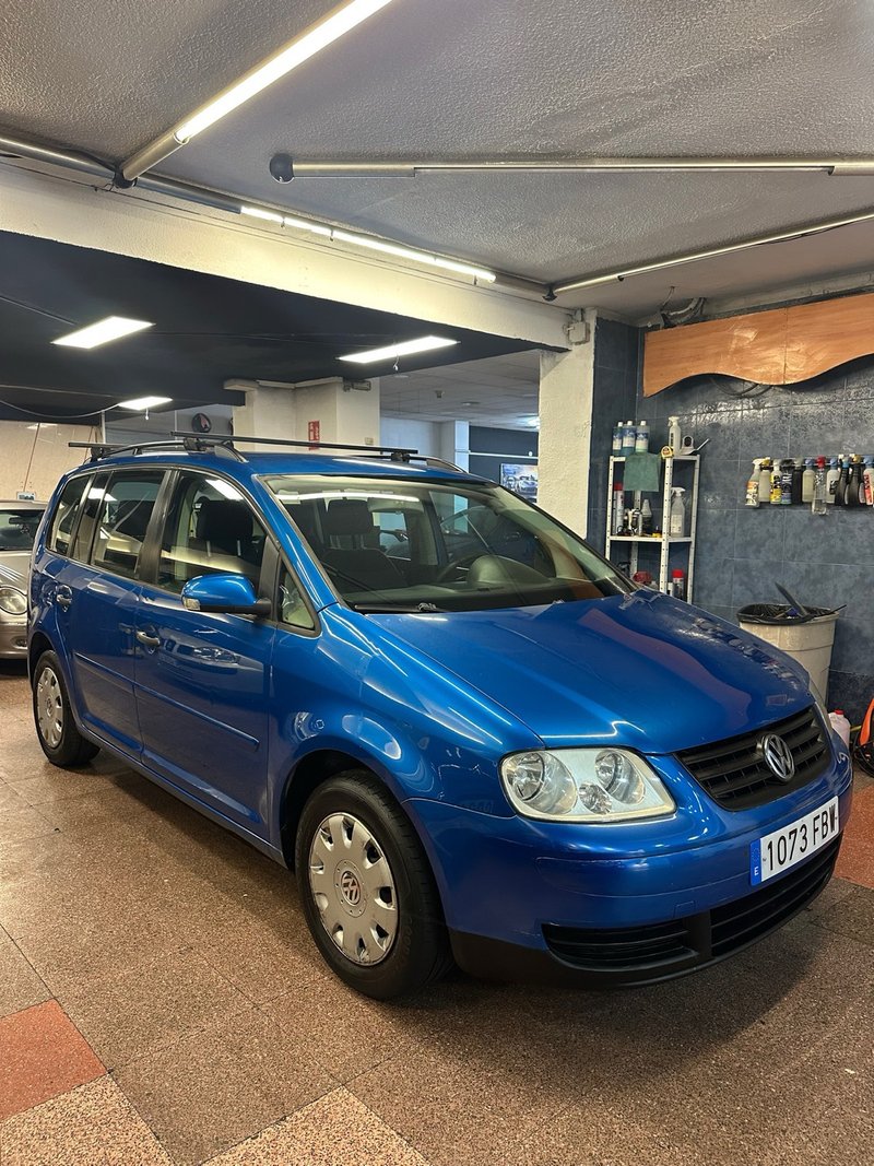 Volkswagen Touran 2007/ 260 mil km - foto 1