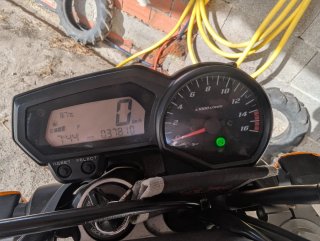 Yamaha FZ6 N2 Naked Blanca y Negra