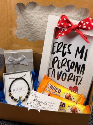 Manilla oro laminado18k y caja regalo sorpresa BCN