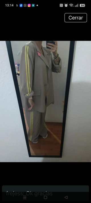 Nuevo Traje marrón y amarillo talla M