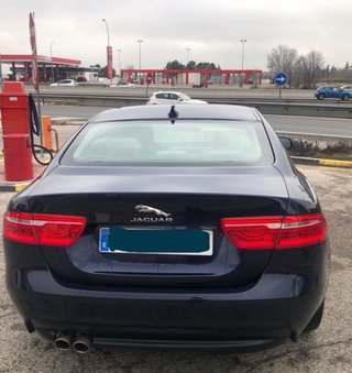Jaguar XE 2018 pure aut. 77300km motor averiado
