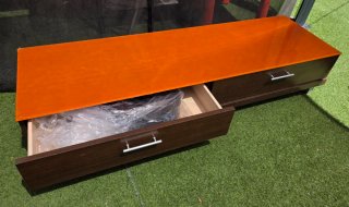 Muebles de salón con tapa naranja