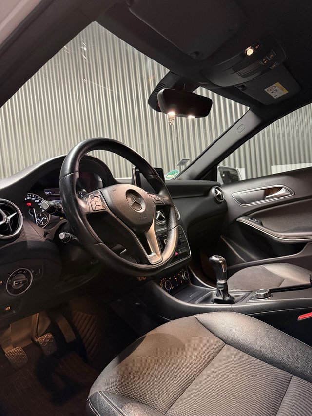 Mercedes-Benz Clase A180d