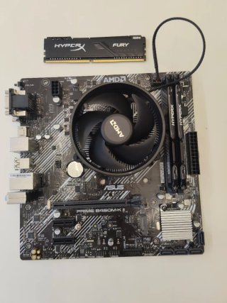Pack Placa Base ASUS, CPU AMD Ryzen y RAM HyperX