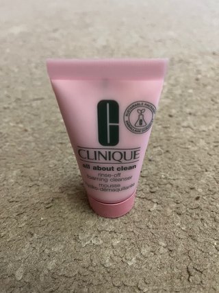 Neceser Clinique Nuevo con Productos y Maquillaje