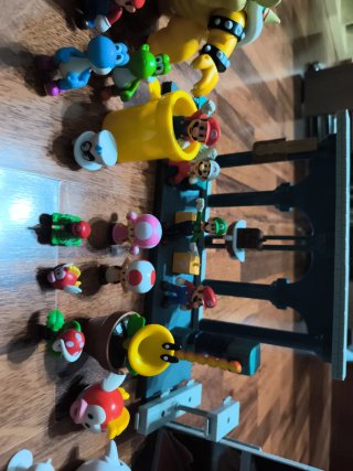 Mario y Luigi: Escenarios y Personajes