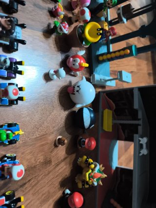 Mario y Luigi: Escenarios y Personajes