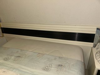 dormitorio blanco y negro