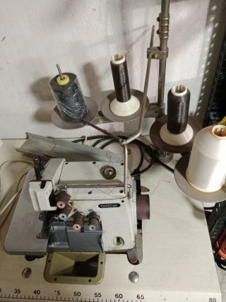 2 Máquinas de coser industrial