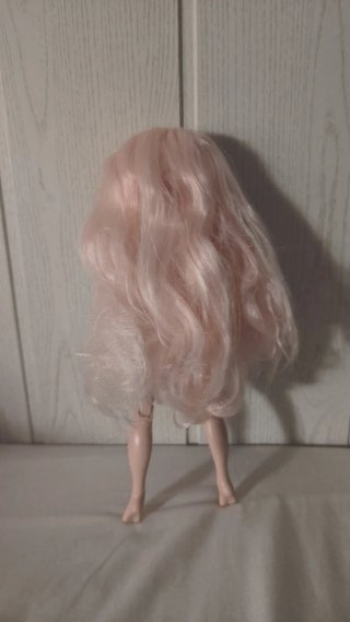 Muñeca Rainbow High Rosa