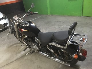 Triumph America Negra/Roja