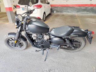 Hyosung GV300S Bobber ABS
