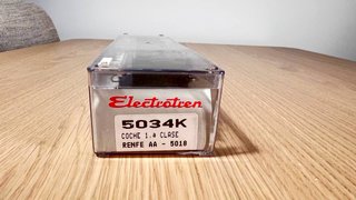 Electrotren 5034K Coche 1a clase RENFE AA-5018 H0
