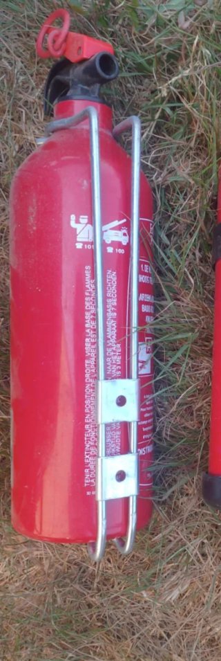 Extintor Rojo Exterior