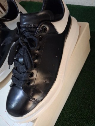 Alexander McQueen Sneakers Bianche