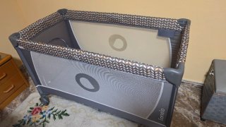 Cuna de viaje plegable