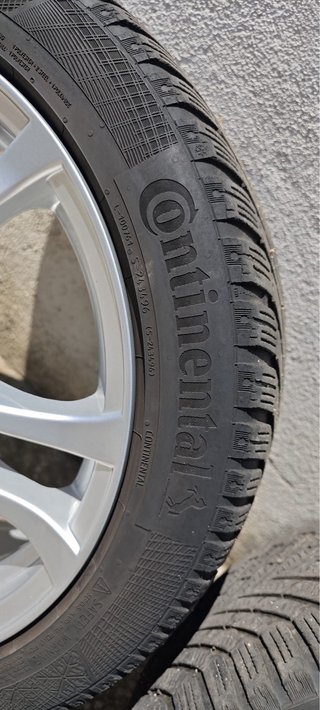 Llantas 17 con neumáticos Continental