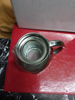 Tetera de cristal y acero inoxidable