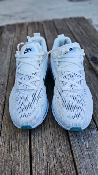 Nike vomero plus
