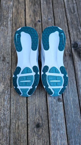 Nike vomero plus