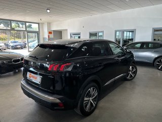 Peugeot 3008 225 eEAT8 Allure Pack (2023)