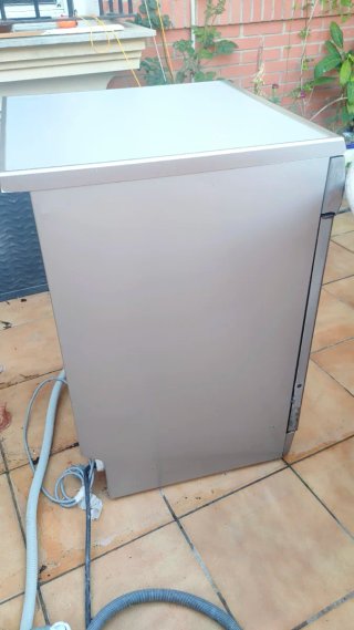 Lavavajillas plateado