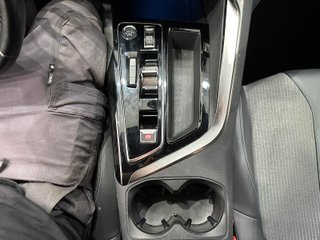 Peugeot 3008 225 eEAT8 Allure Pack (2023)