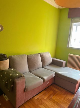 Sofá chaiselongue gris