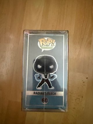 Funko Pop! Radiant Black #60 Edición Limitada