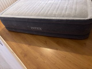 Colchón Hinchable Doble Intex (9)