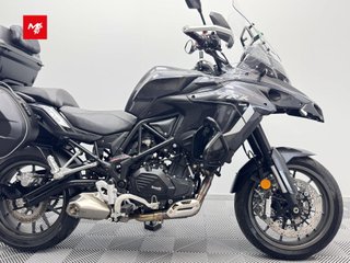 BENELLI TRK 502 2023 4931 kms.