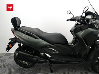 YAMAHA TRICITY 300 2022 5044 kms.