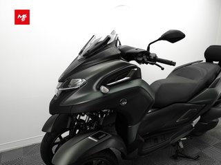 YAMAHA TRICITY 300 2022 5044 kms.